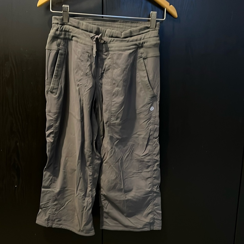 Grey Lululemon crops